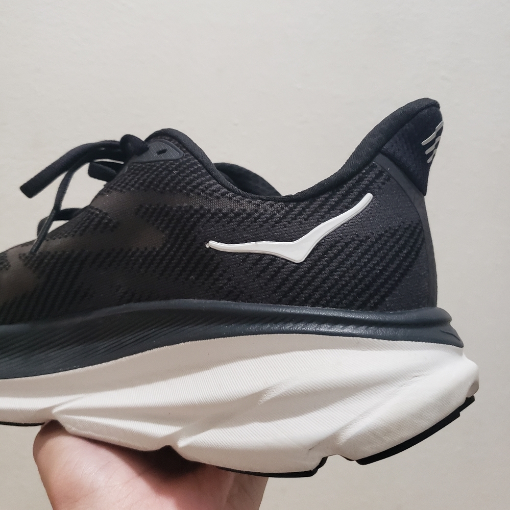 Women | Hoka Clifton 9 - Picture 4 of 12